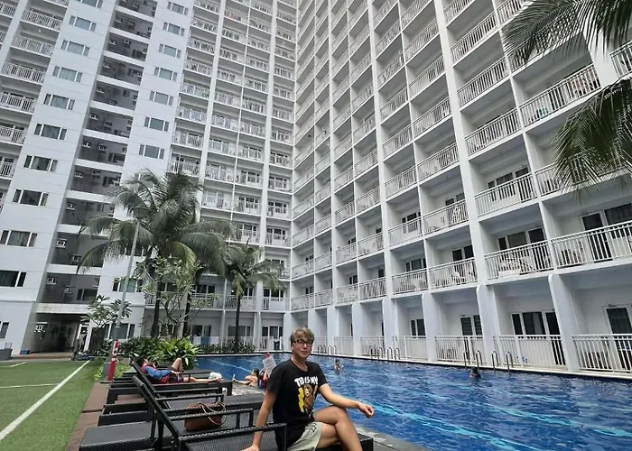 Apartahotel Shore 1 Tower C Staycation Manila